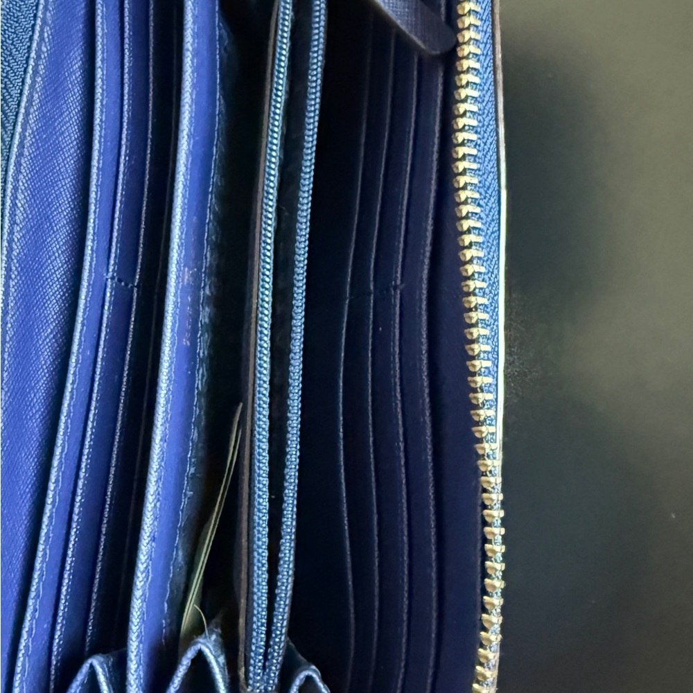 Kate Spade Newbury Lane Zip Around Wallet - Picture 5 of 6